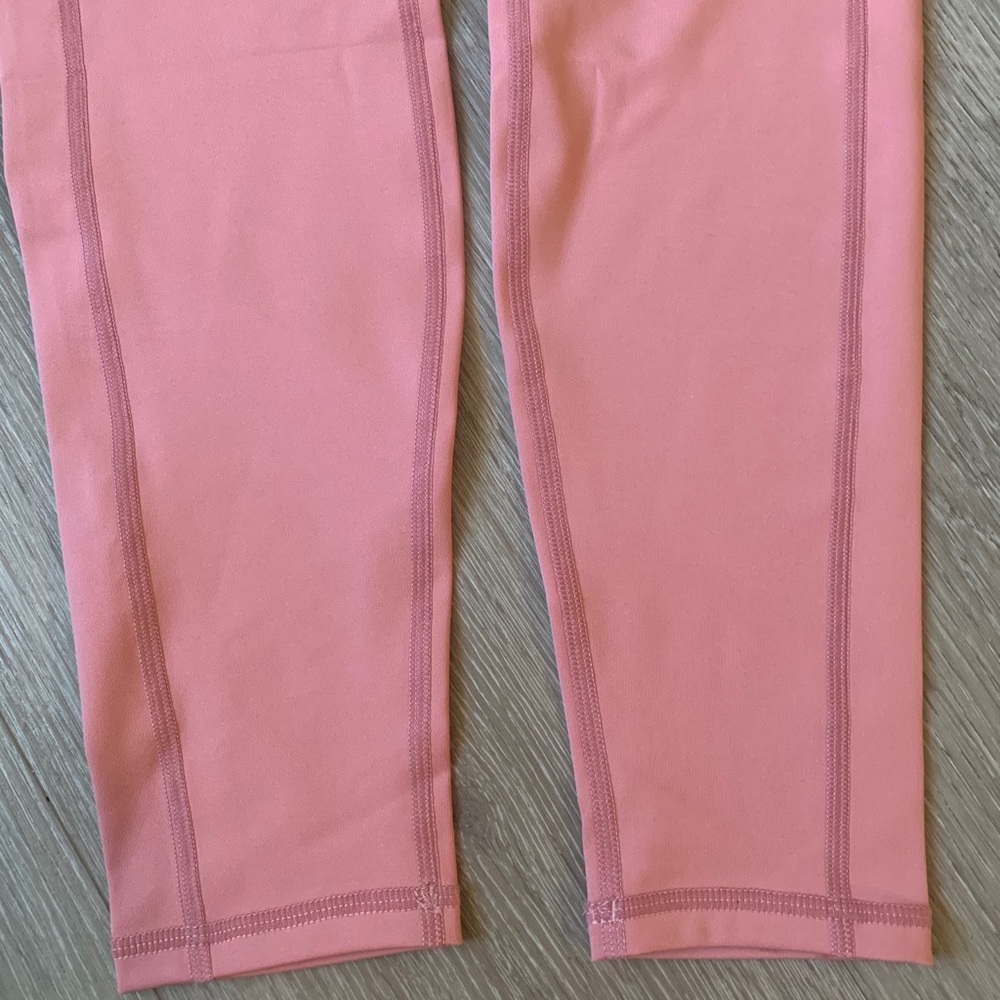 NEW!!kittenish Ruched premium leggings - Picture 7 of 14